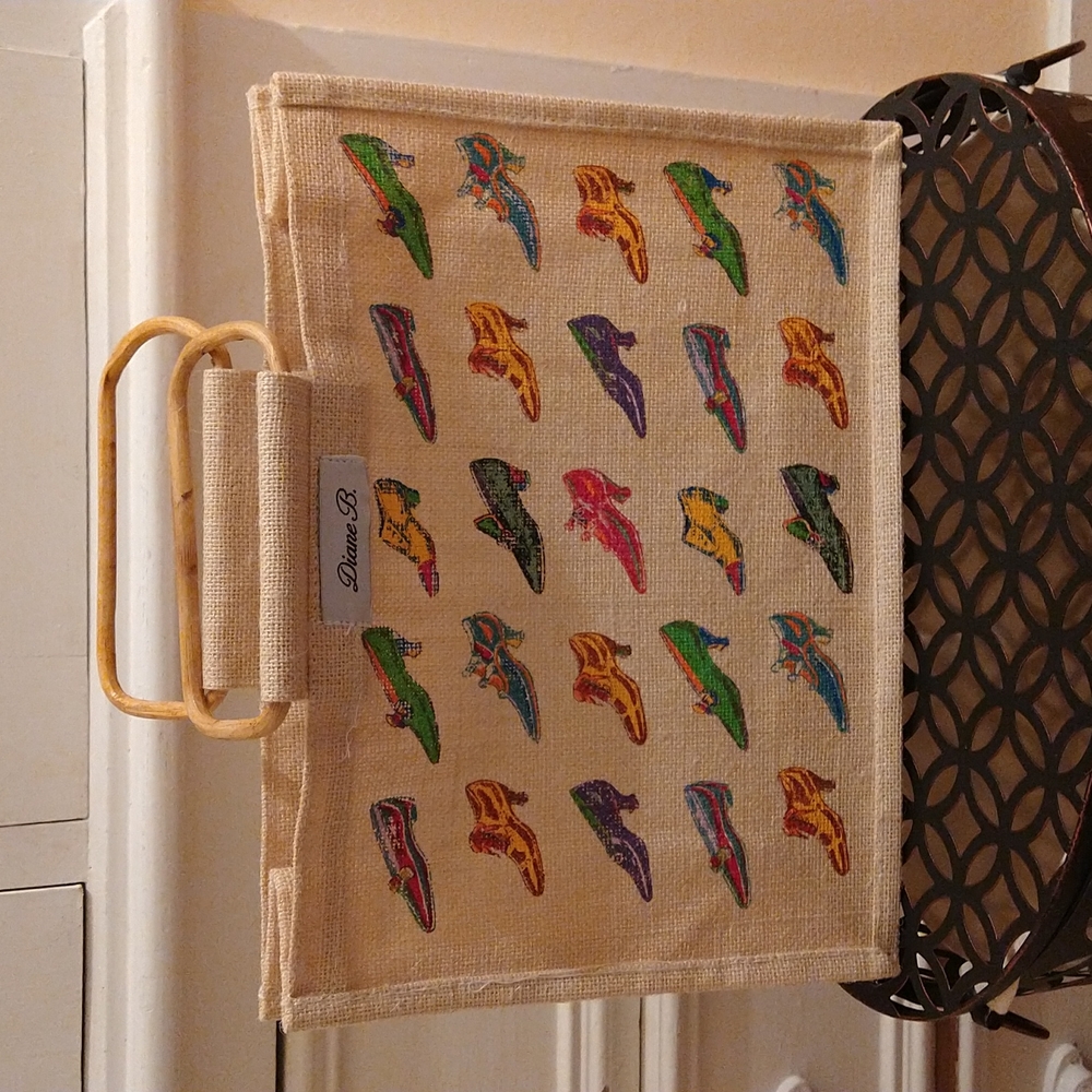 Diane B. straw "shoe" bag